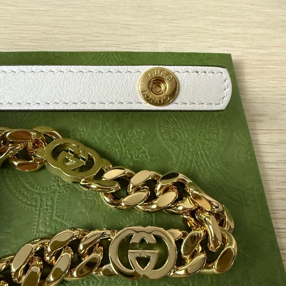 Gucci Blondie Shoulder Bag - Picture 11 of 11